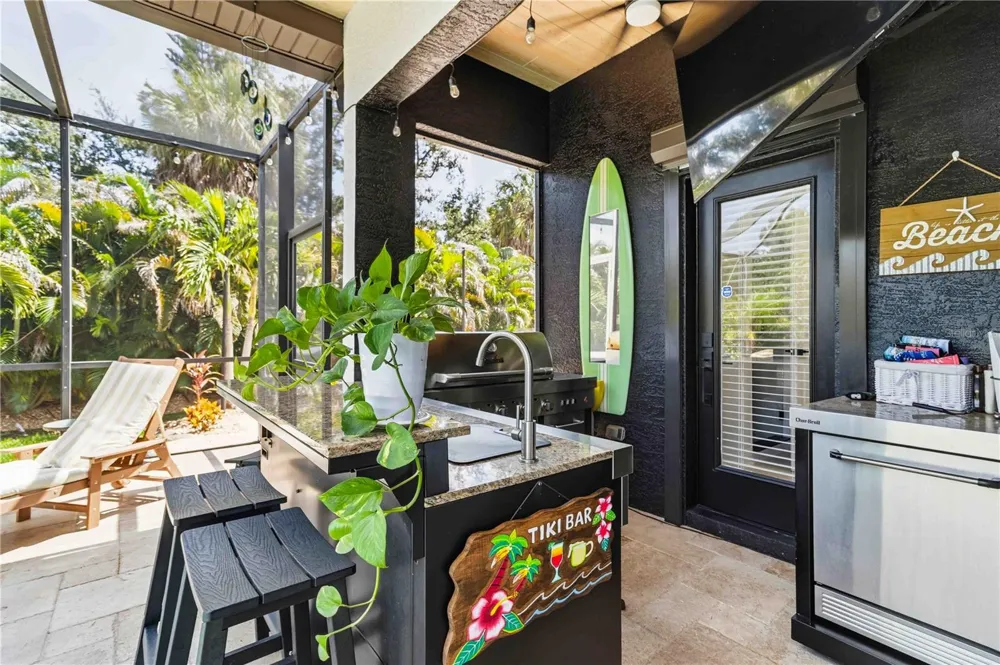 8051 36TH STREET CIRCLE E Sarasota, FL 34243