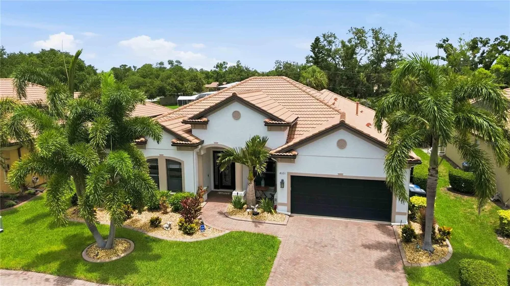 8051 36TH STREET CIRCLE E Sarasota, FL 34243