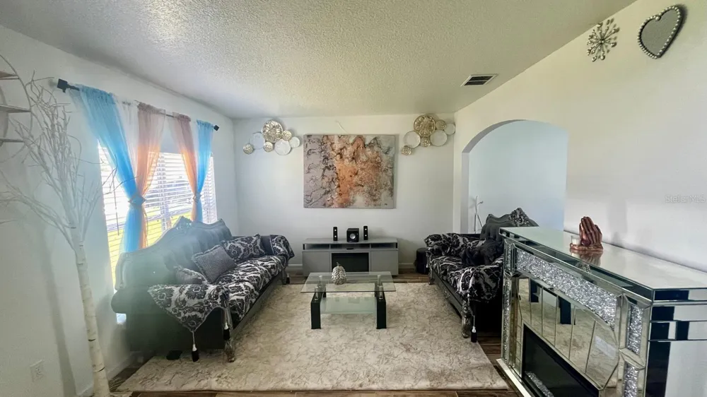 703 ROBIN COURT Kissimmee, FL 34759