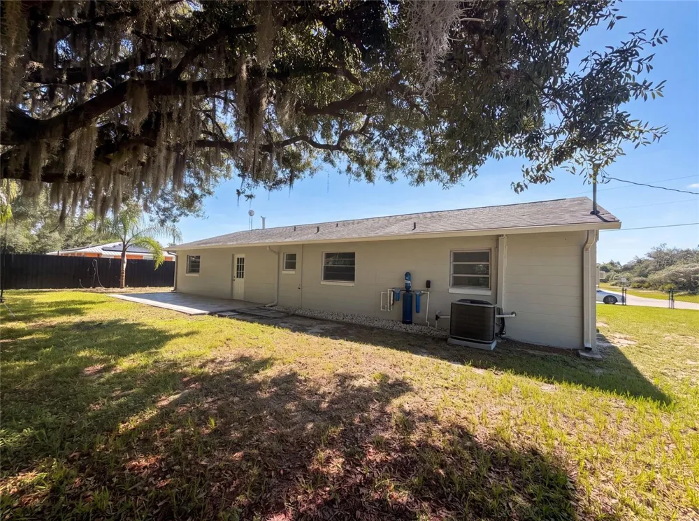 417 CALUMET ROAD Avon Park, FL 33825