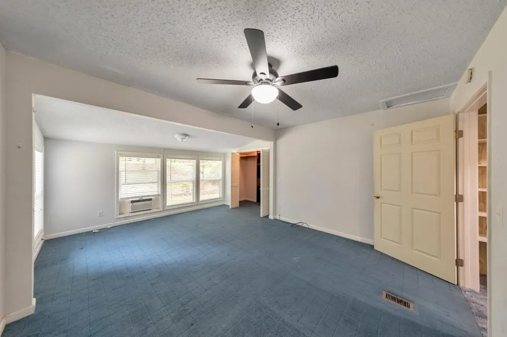 4941 Helton Road Winston, GA 30187