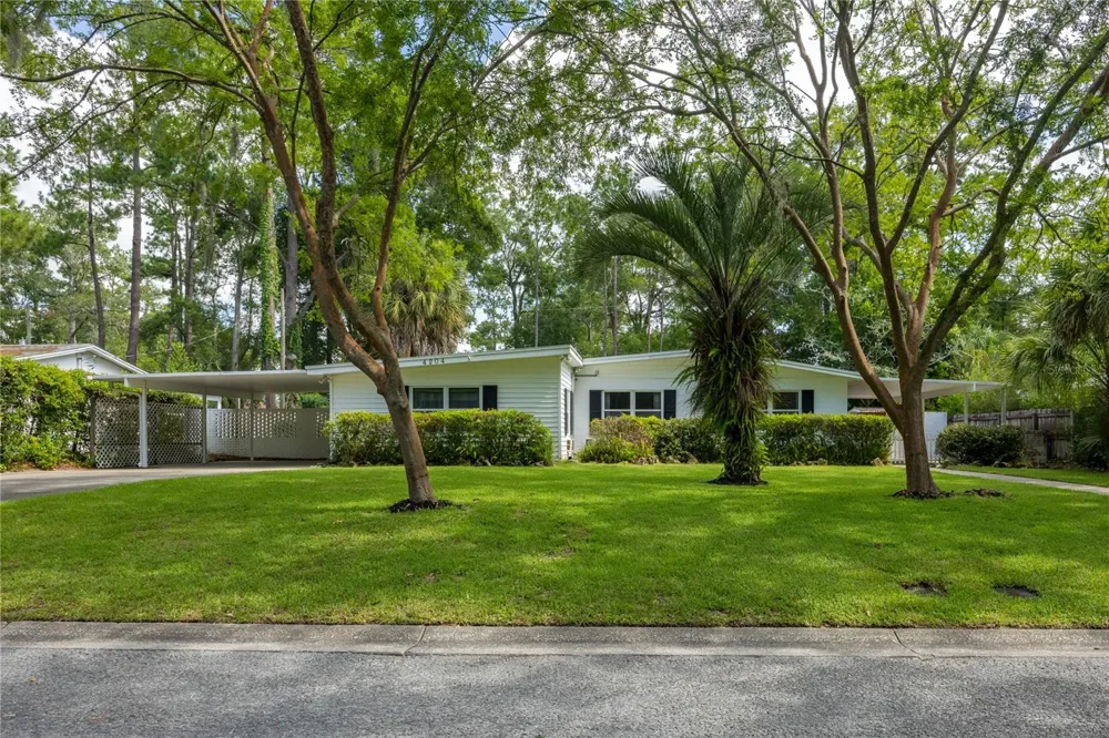 4204 NW 19TH PLACE Gainesville, FL 32605