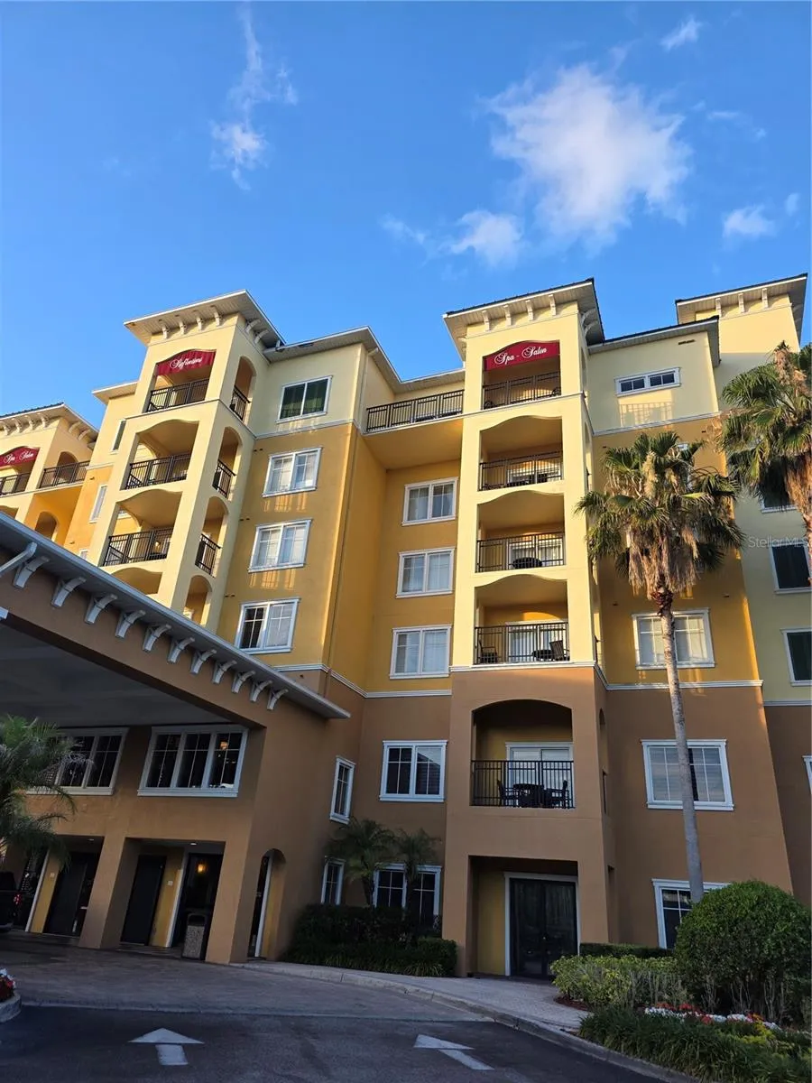 8101 RESORT VILLAGE DRIVE #3904 Orlando, FL 32821