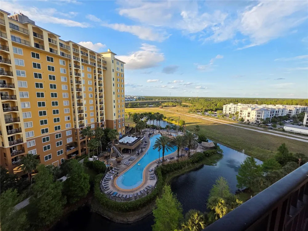 8101 RESORT VILLAGE DRIVE #3904 Orlando, FL 32821