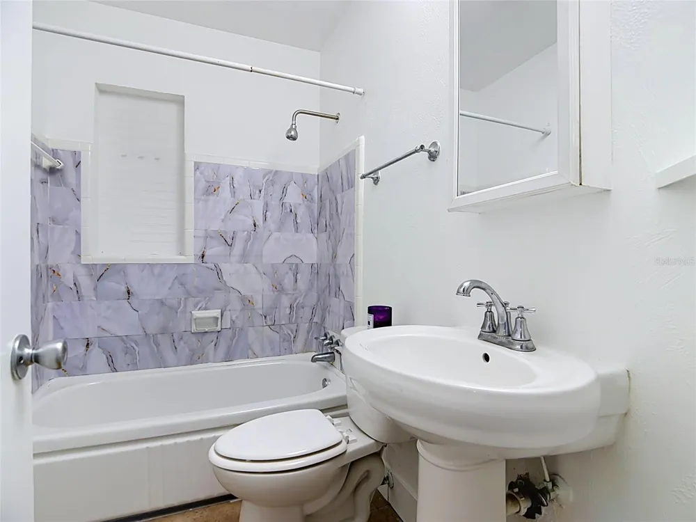 1025 S CENTRAL AVENUE Lakeland, FL 33815
