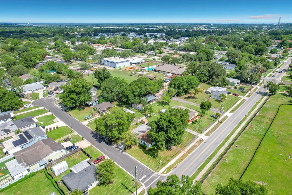 1025 S CENTRAL AVENUE Lakeland, FL 33815
