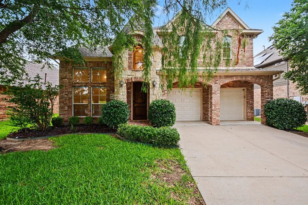 4111 Creek Hill Lane Corinth, TX 76208