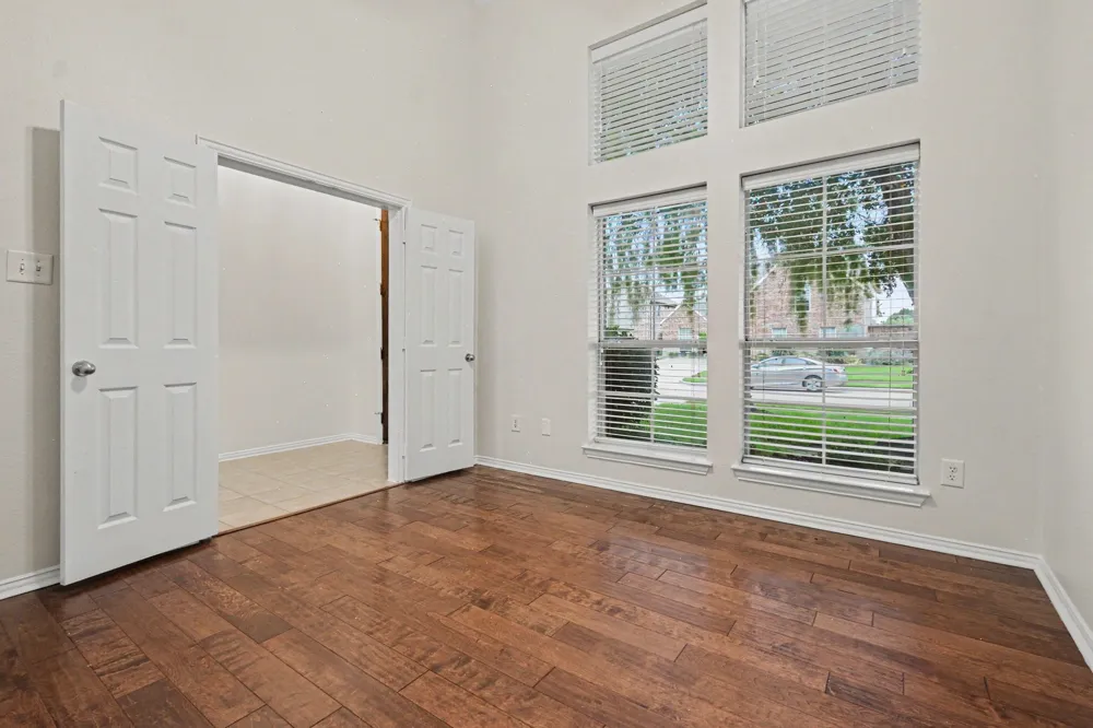 4111 Creek Hill Lane Corinth, TX 76208