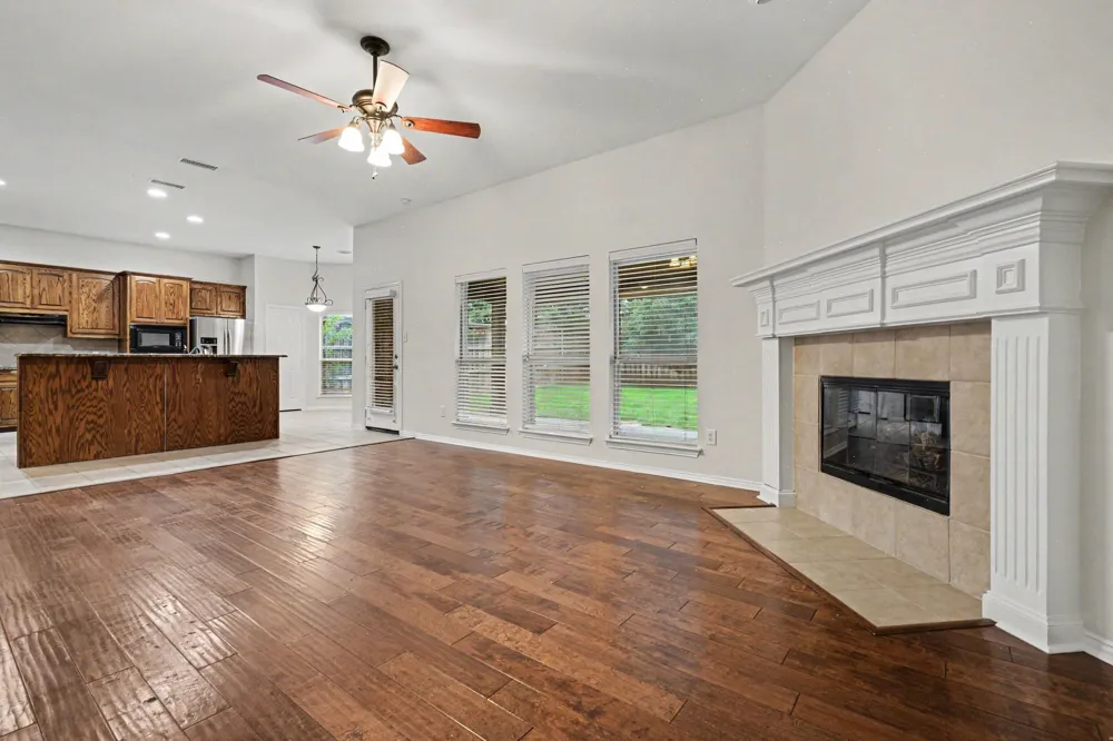 4111 Creek Hill Lane Corinth, TX 76208