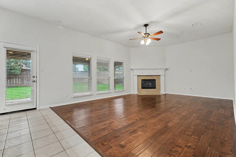 4111 Creek Hill Lane Corinth, TX 76208