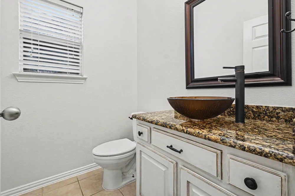 4111 Creek Hill Lane Corinth, TX 76208