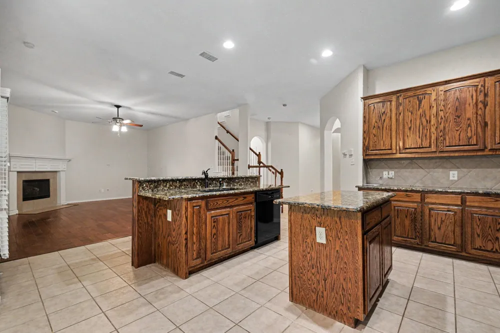 4111 Creek Hill Lane Corinth, TX 76208