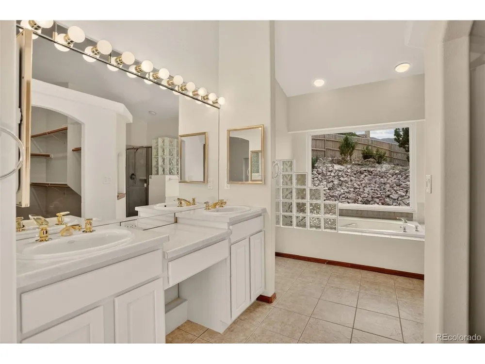119 Wild Rose Drive Canon City, CO 81212