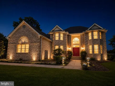 15 SCENIC DRIVE