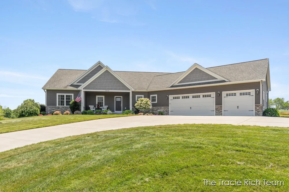5930 12 Mile Road NE Rockford, MI 49341
