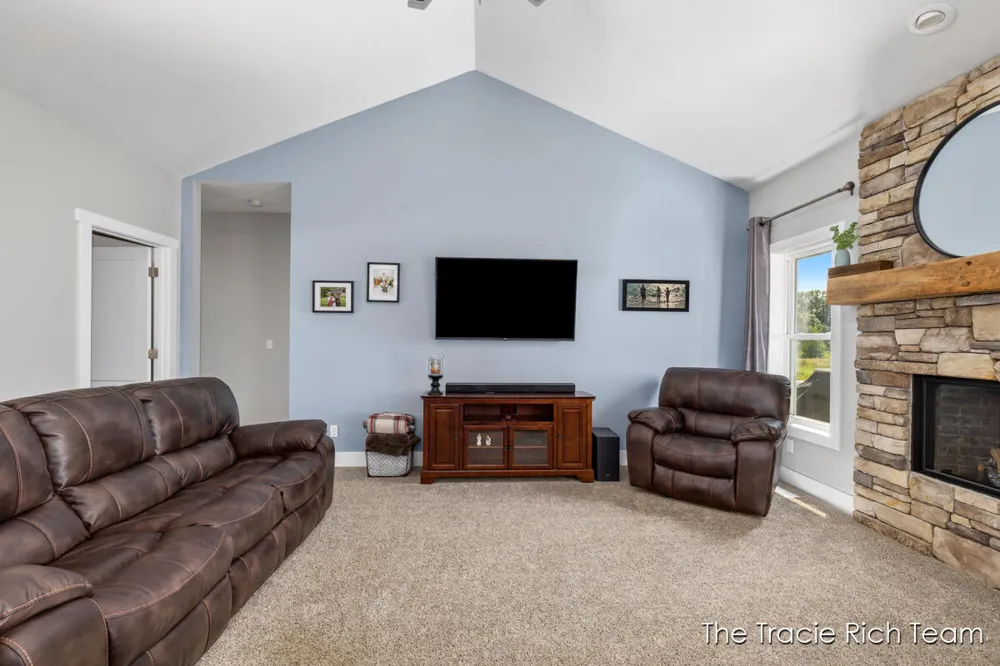 5930 12 Mile Road NE Rockford, MI 49341