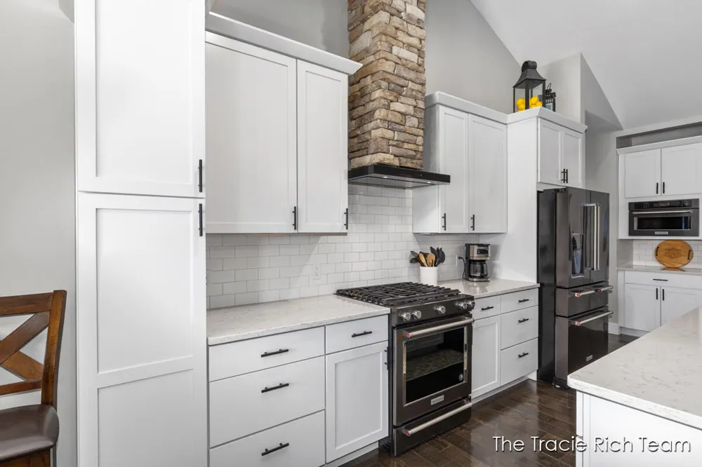 5930 12 Mile Road NE Rockford, MI 49341