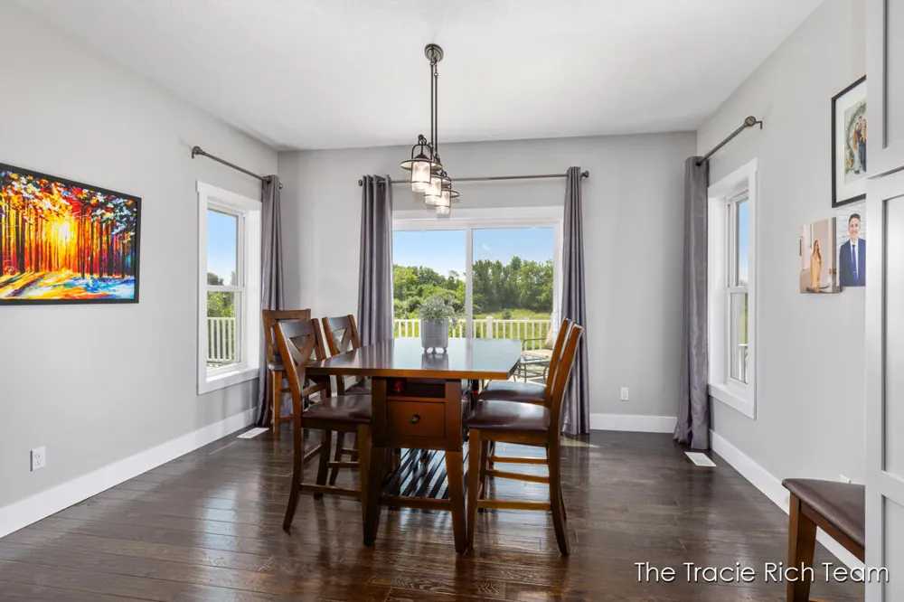 5930 12 Mile Road NE Rockford, MI 49341
