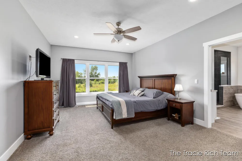 5930 12 Mile Road NE Rockford, MI 49341