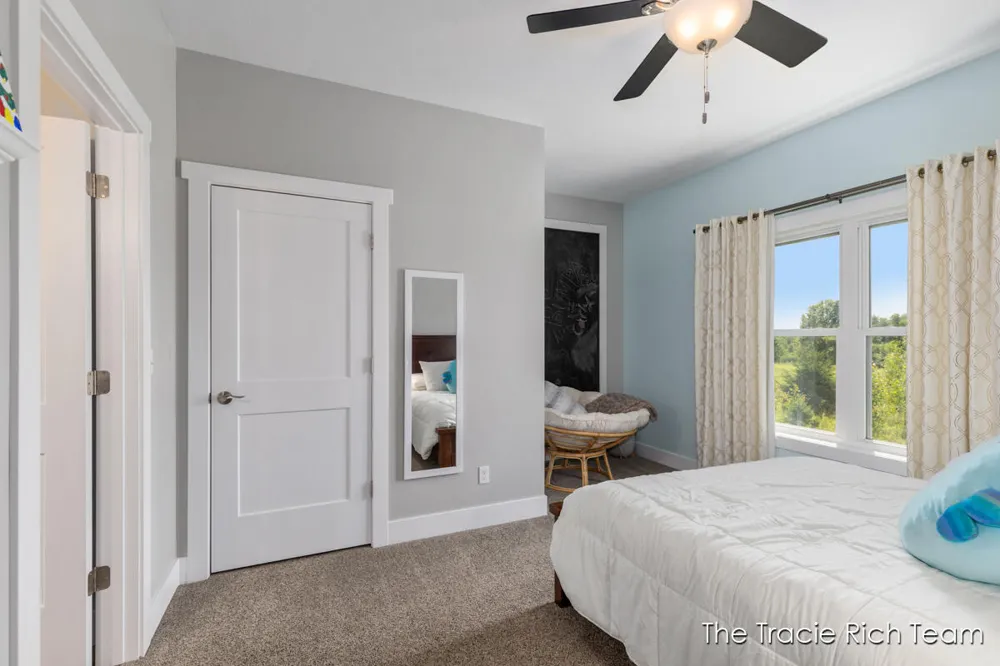 5930 12 Mile Road NE Rockford, MI 49341