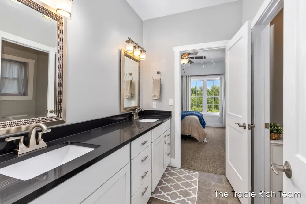 5930 12 Mile Road NE Rockford, MI 49341
