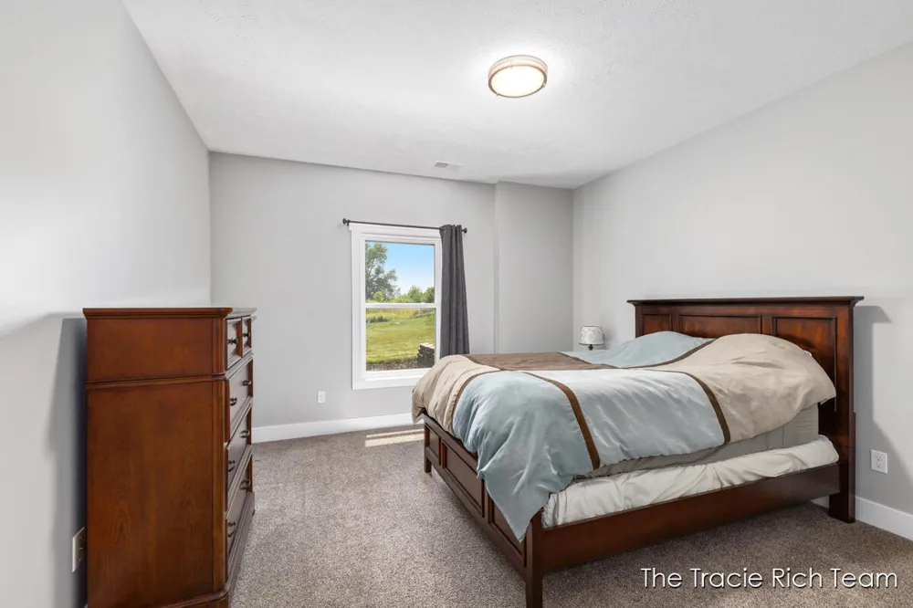 5930 12 Mile Road NE Rockford, MI 49341
