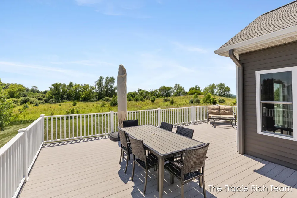 5930 12 Mile Road NE Rockford, MI 49341