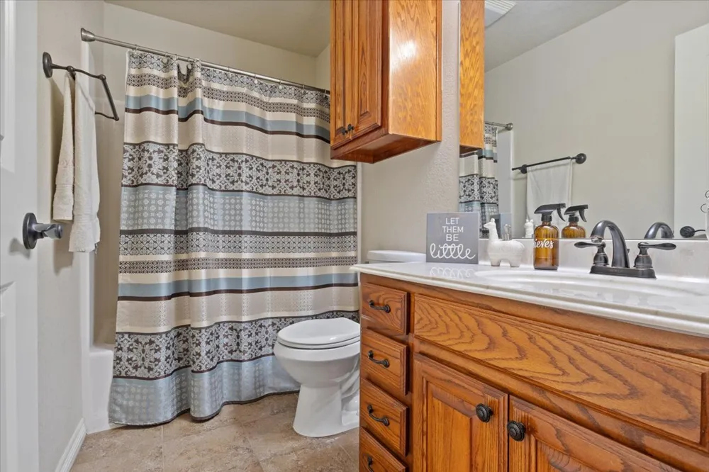 1002 Beretta Boulevard Durant, OK 74701