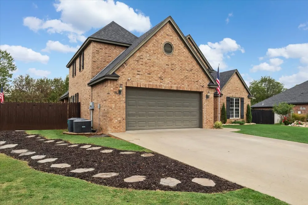1002 Beretta Boulevard Durant, OK 74701