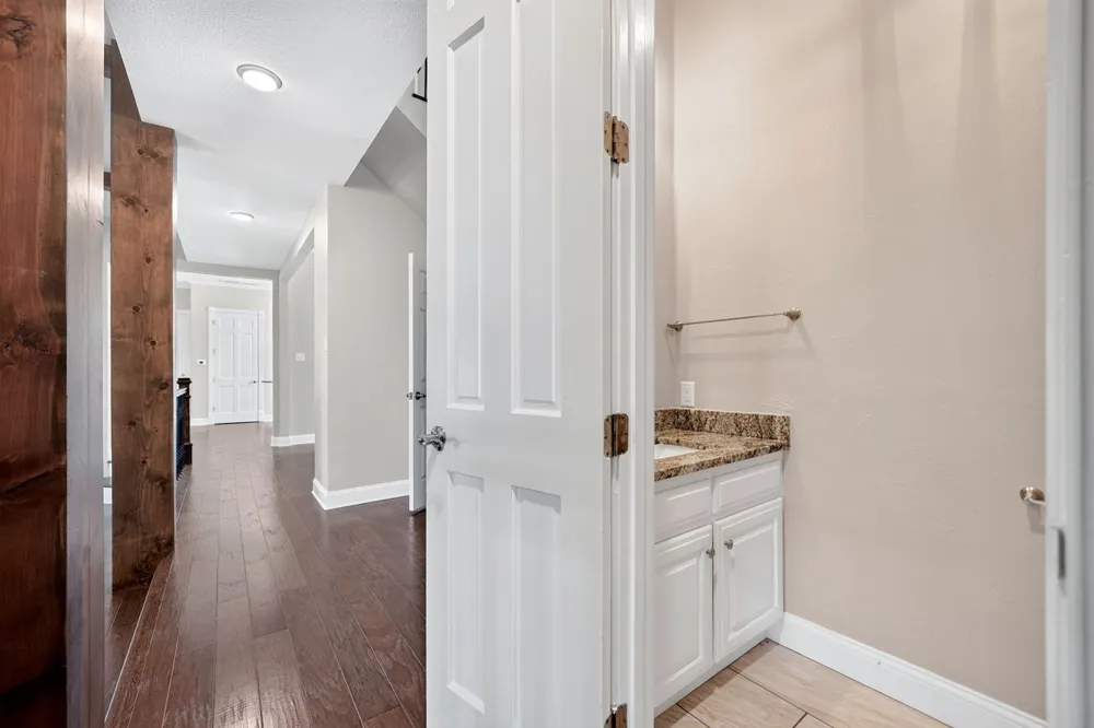 1201 Robbins Road Athens, TX 75751