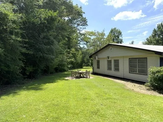 260 Pr 8574 Broaddus, TX 75929