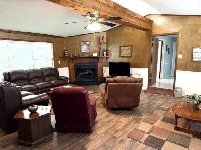 260 Pr 8574 Broaddus, TX 75929