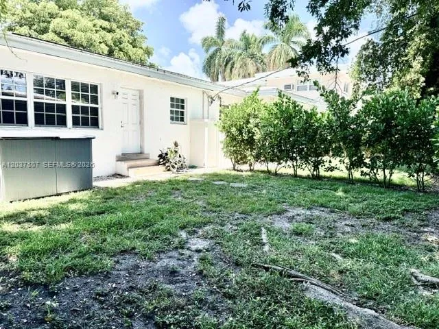 3801 Ponce De Leon Blvd #3801 Coral Gables, FL 33134