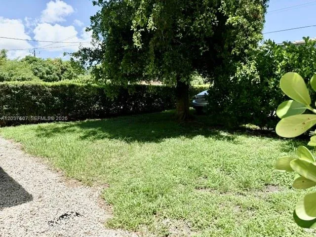 3801 Ponce De Leon Blvd #3801 Coral Gables, FL 33134