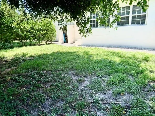3801 Ponce De Leon Blvd #3801 Coral Gables, FL 33134