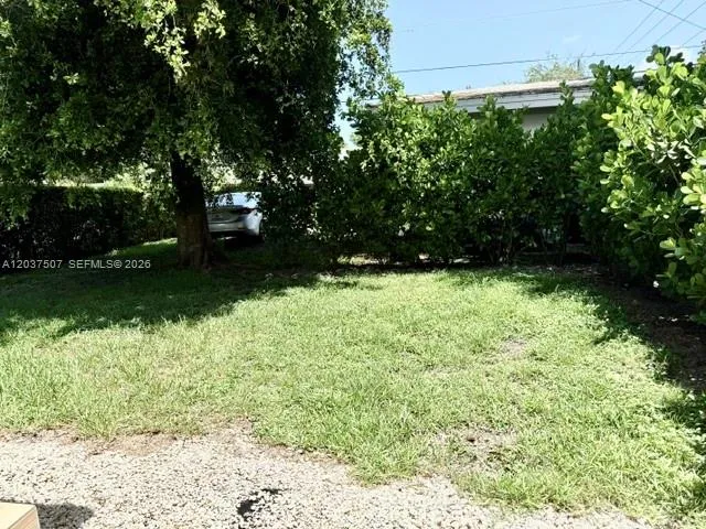 3801 Ponce De Leon Blvd #3801 Coral Gables, FL 33134