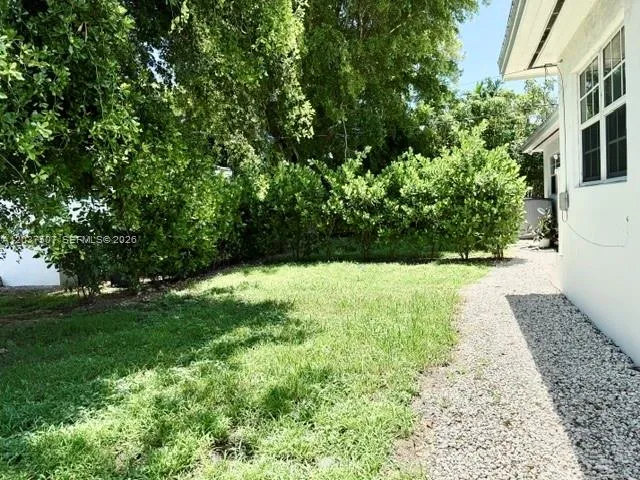 3801 Ponce De Leon Blvd #3801 Coral Gables, FL 33134