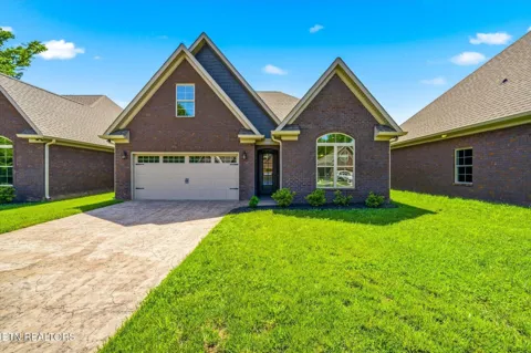 224 Lake View Point