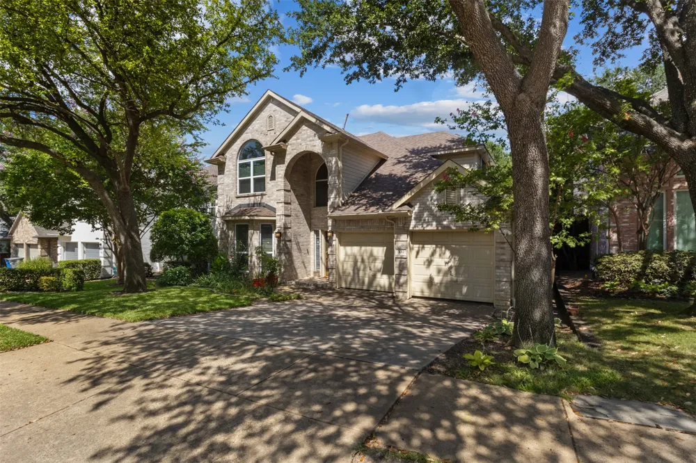 332 Kahala Drive Dallas, TX 75218