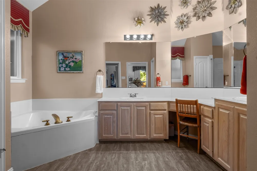 332 Kahala Drive Dallas, TX 75218