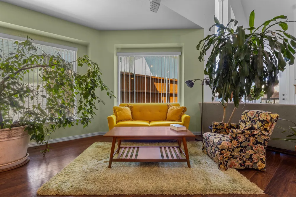 332 Kahala Drive Dallas, TX 75218