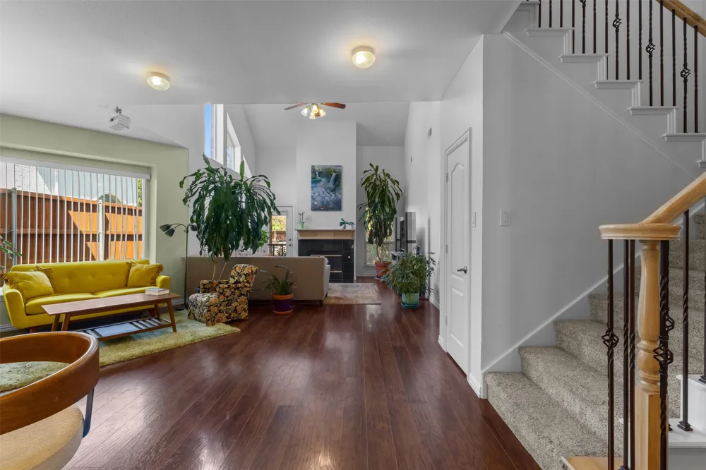 332 Kahala Drive Dallas, TX 75218