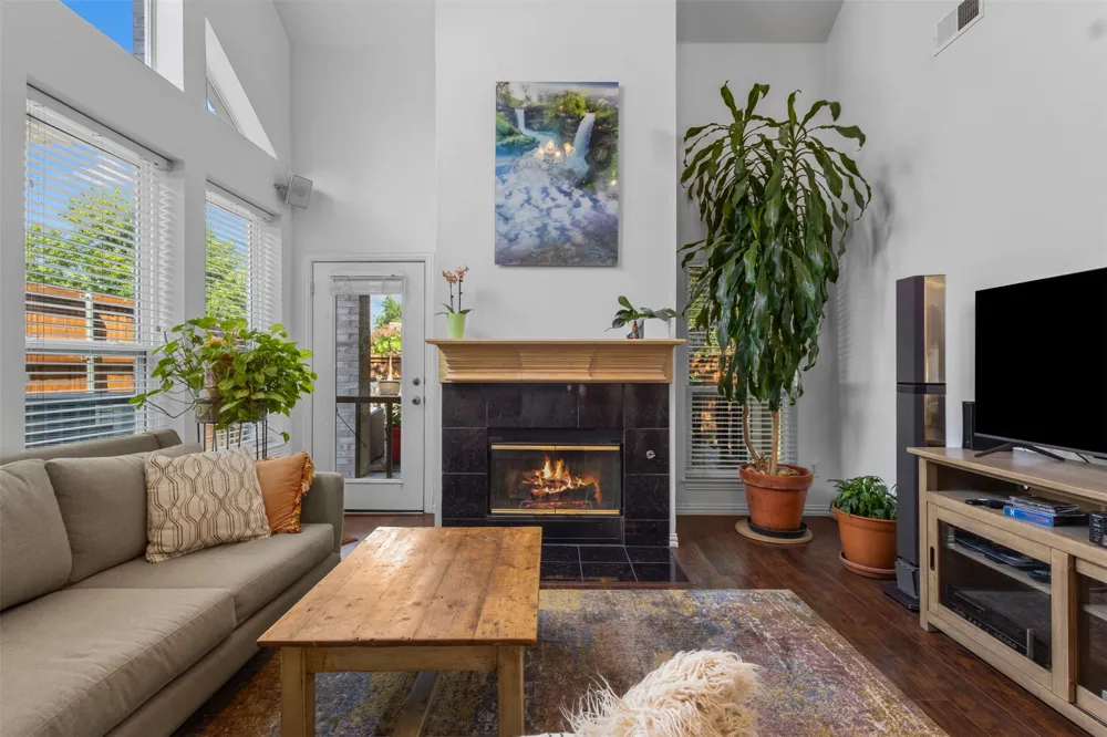 332 Kahala Drive Dallas, TX 75218