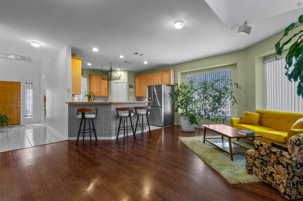 332 Kahala Drive Dallas, TX 75218
