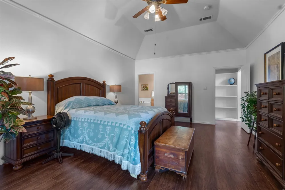 332 Kahala Drive Dallas, TX 75218