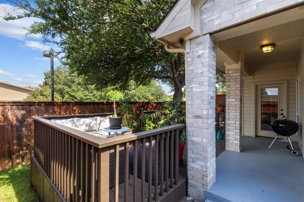332 Kahala Drive Dallas, TX 75218