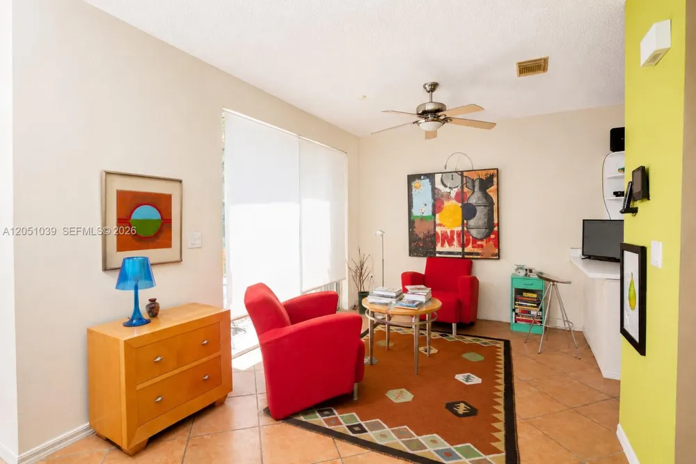 1115 Weeping Willow Way Hollywood, FL 33019