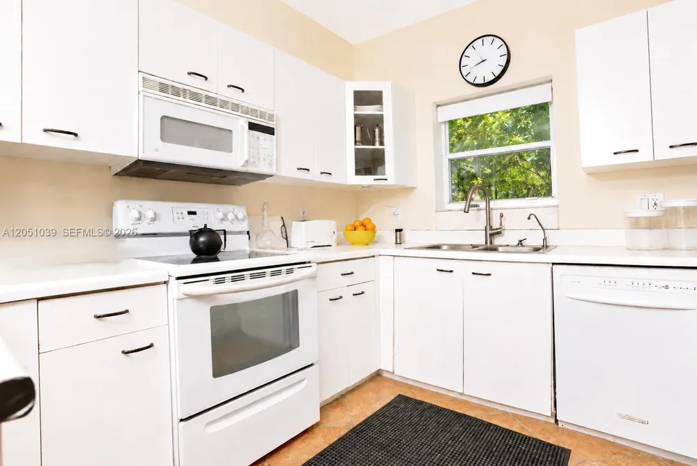 1115 Weeping Willow Way Hollywood, FL 33019