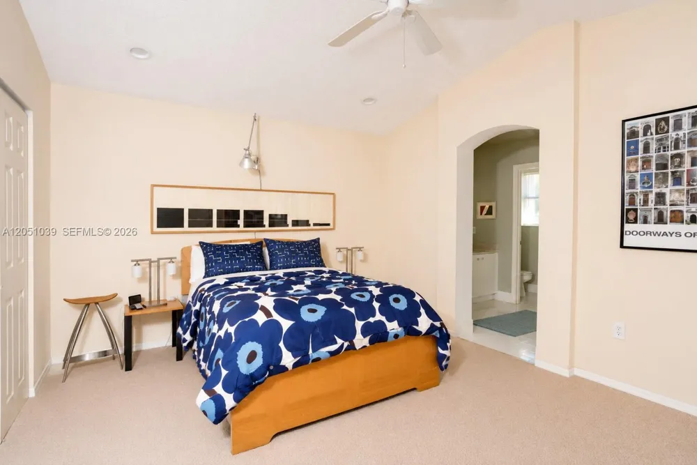 1115 Weeping Willow Way Hollywood, FL 33019