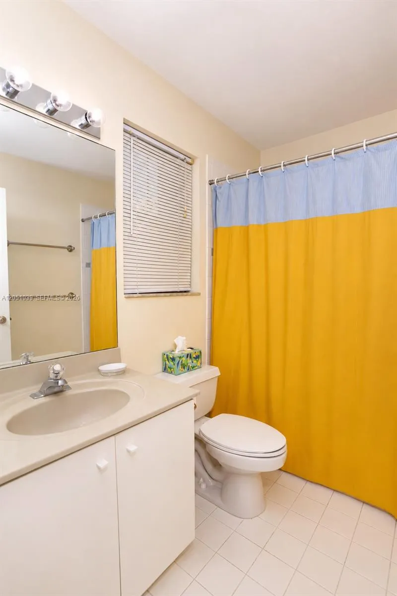 1115 Weeping Willow Way Hollywood, FL 33019